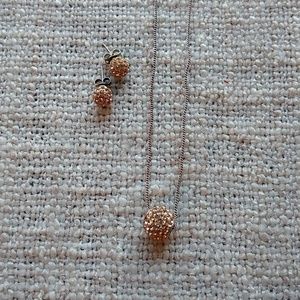 Pink crystal necklace and earrings.